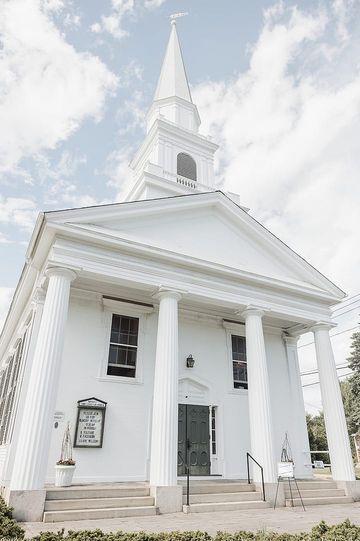 AVENTZ Co. Connecticut Event & Wedding Planner. Abby Fritz Connecticut Wedding Designer, Backyard weddings, CT Private Events, Design, Weddings, Intimate | Simply K. Studios