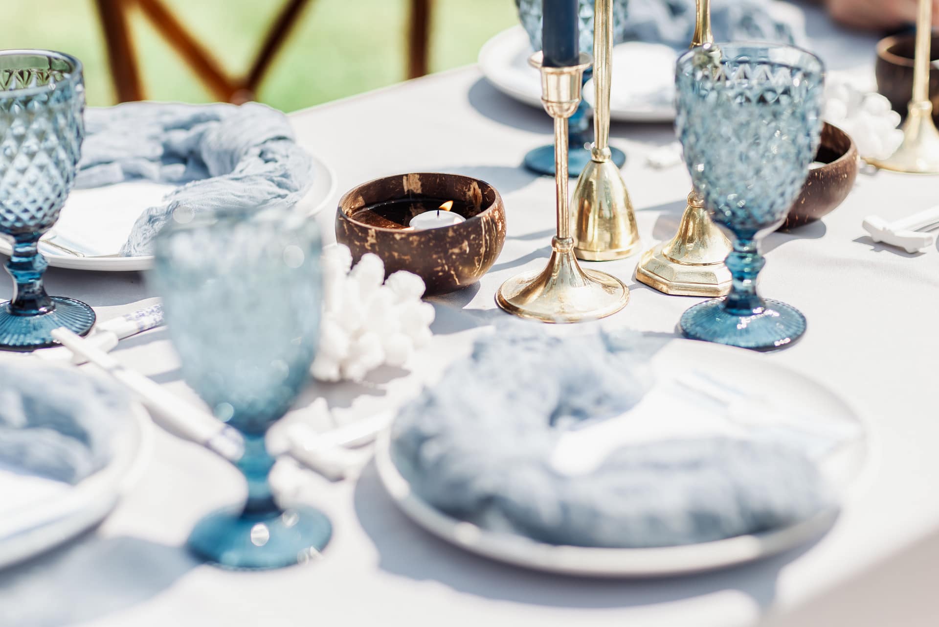 AVENTZ Co. Connecticut Event & Wedding Planner. Abby Fritz Connecticut Wedding Designer, Backyard weddings, CT Private Events, Design, Weddings, Intimate | Simply K. Studios