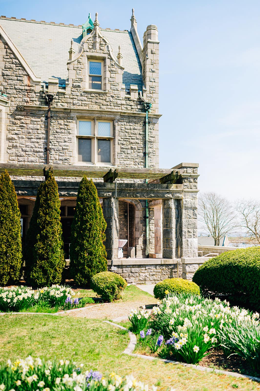 AVENTZ Co. Connecticut Event & Wedding Planner. Abby Fritz Connecticut Wedding Designer, Backyard weddings, CT Private Events, Design, Weddings, Intimate | Molly Mia Photo & Film