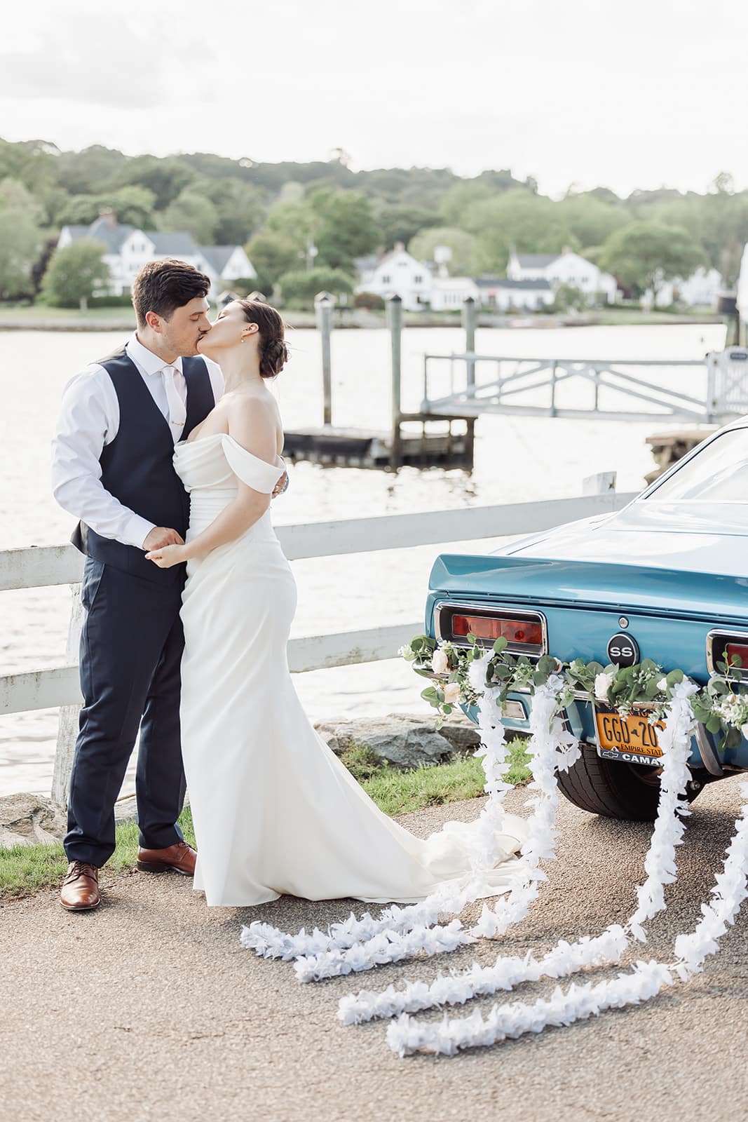 AVENTZ Co. Connecticut Event & Wedding Planner. Abby Fritz Connecticut Wedding Designer, Backyard weddings, CT Private Events, Design, Weddings, Intimate | Simply K. Studios