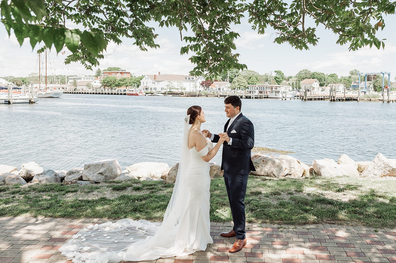 AVENTZ Co. Connecticut Event & Wedding Planner. Abby Fritz Connecticut Wedding Designer, Backyard weddings, CT Private Events, Design, Weddings, Intimate | Simply K. Studios