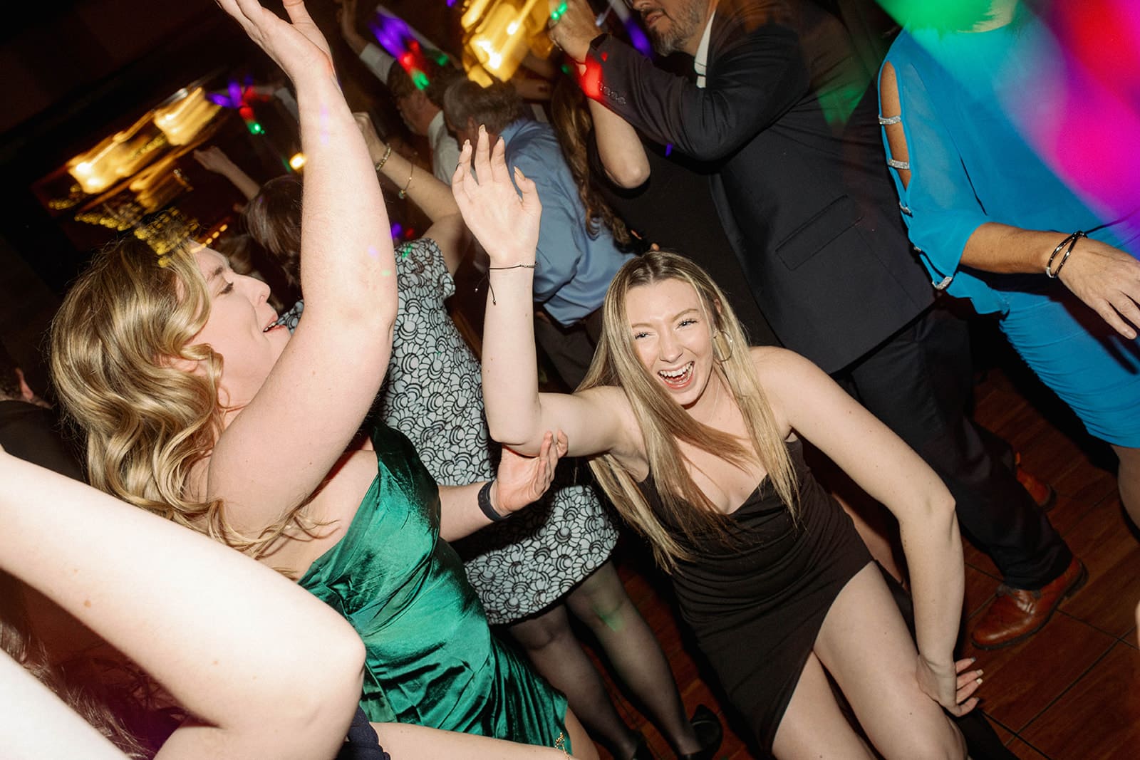 AVENTZ Co. Connecticut Event & Wedding Planner. Abby Fritz Connecticut Wedding Designer, Backyard weddings, Private Events, Design, Weddings, Coastal | Jess McDole Photography